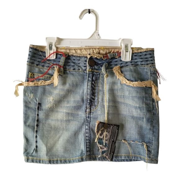 Elvis Presley Dresses & Skirts - 💕Elvis Funky Boho Mini Denim Skirt Womens Size 26 New